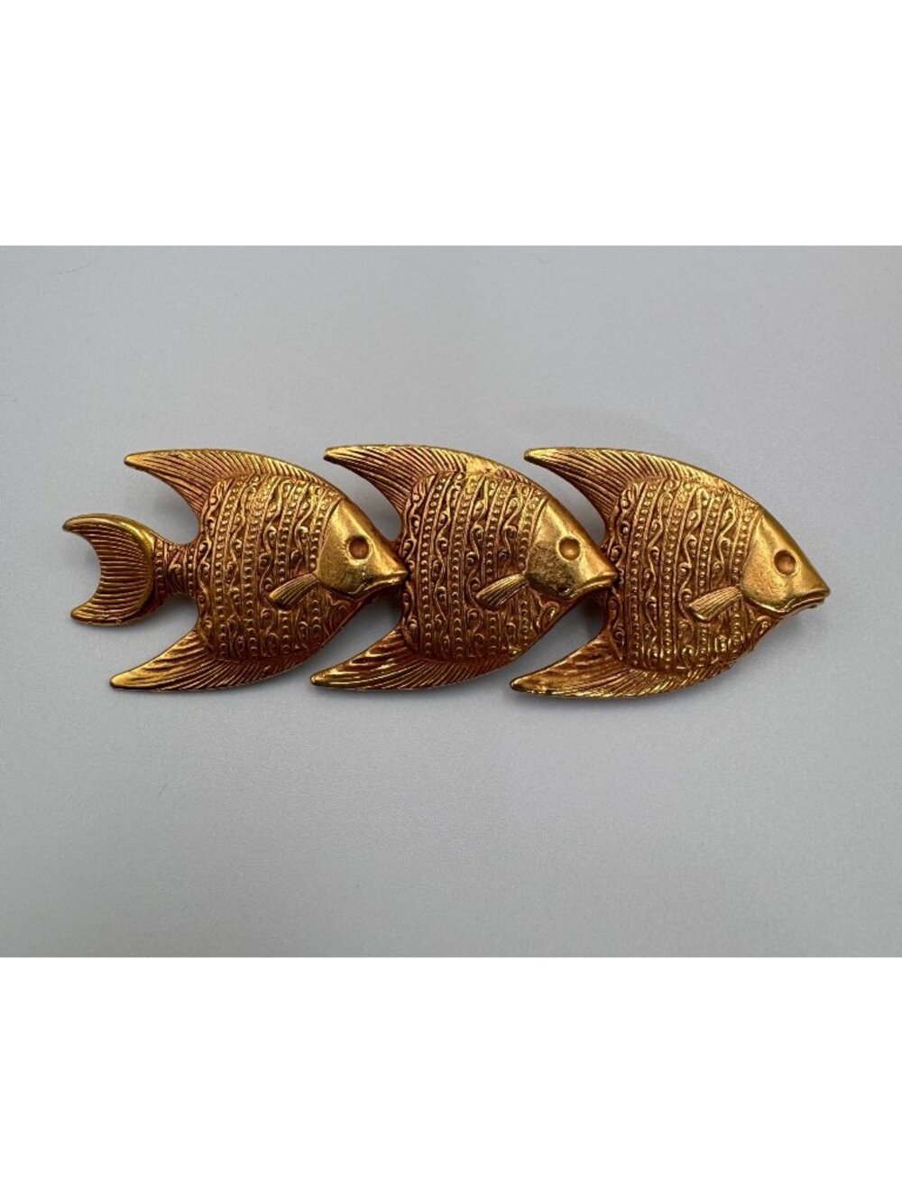Vintage Gold Tone Triple Fish Brooch Textured Articulated Statement Pin